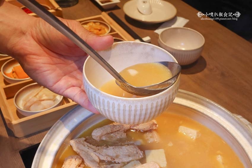 【新莊火鍋推薦】『星曜雞湯』近中山站/ 【新莊火鍋推薦】『星曜雞湯』近中山站/