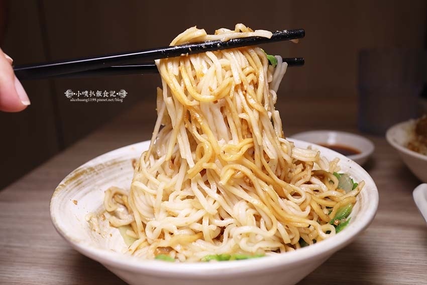 【大安美食】『大安米粉湯』近科技大樓站/大安區宵夜/臺大宵夜 【大安美食】『大安米粉湯』近科技大樓站/大安區宵夜/臺大宵夜