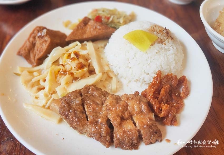 【永和美食】『下港排骨酥湯』近樂華夜市/永和超人氣排隊名店/ 【永和美食】『下港排骨酥湯』近樂華夜市/永和超人氣排隊名店/