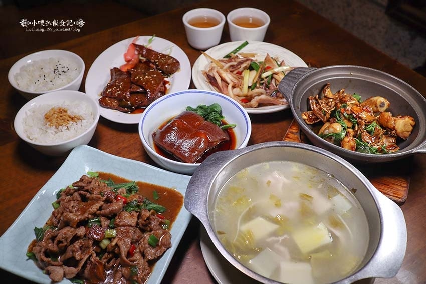 【台北聚餐推薦】『喫飯食堂』近東門站/大安森林公園美食/大安 【台北聚餐推薦】『喫飯食堂』近東門站/大安森林公園美食/大安