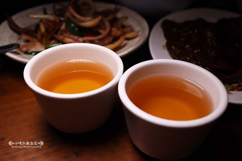 【台北聚餐推薦】『喫飯食堂』近東門站/大安森林公園美食/大安 【台北聚餐推薦】『喫飯食堂』近東門站/大安森林公園美食/大安