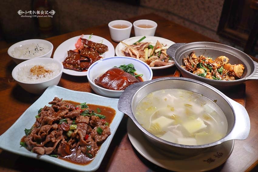 【台北聚餐推薦】『喫飯食堂』近東門站/大安森林公園美食/大安 【台北聚餐推薦】『喫飯食堂』近東門站/大安森林公園美食/大安