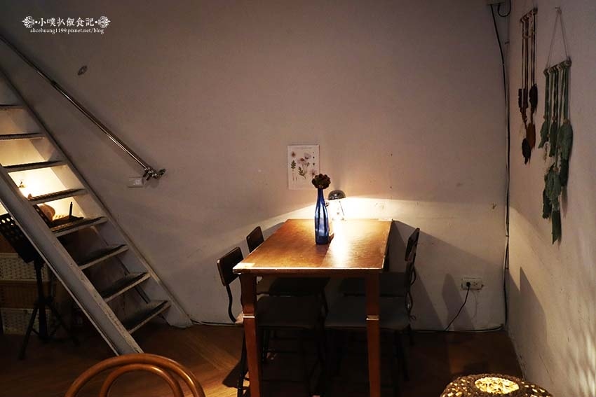 【木柵美食】『呼嚕小酒館』政大美食推薦/近貓空附近的絕美秘境