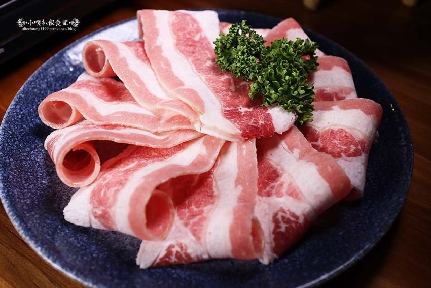 【忠孝復興中式餐廳】『仨弄砂鍋煲』近忠孝復興站/東區新開幕餐 【忠孝復興中式餐廳】『仨弄砂鍋煲』近忠孝復興站/東區新開幕餐