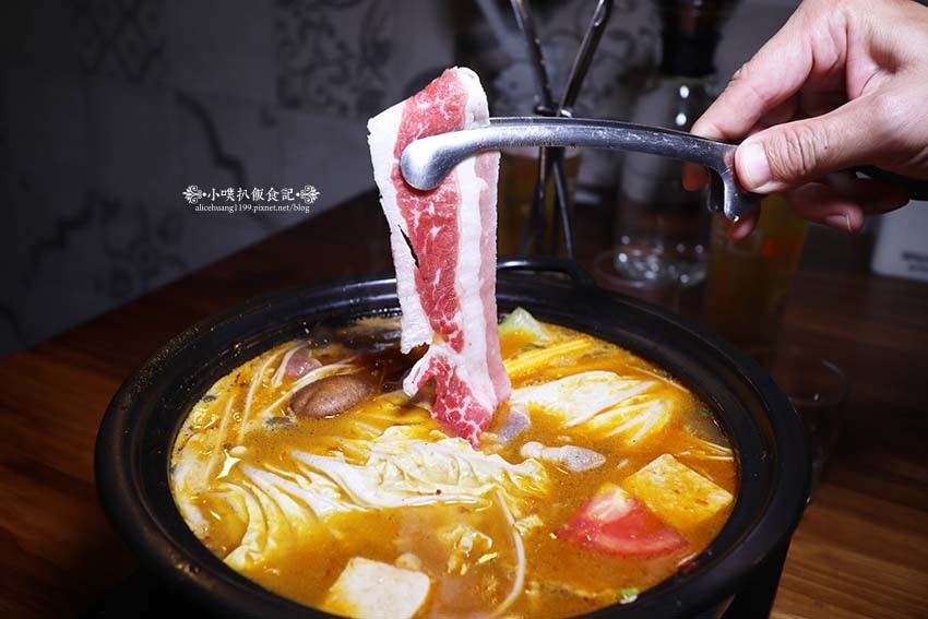 【忠孝復興中式餐廳】『仨弄砂鍋煲』近忠孝復興站/東區新開幕餐 【忠孝復興中式餐廳】『仨弄砂鍋煲』近忠孝復興站/東區新開幕餐