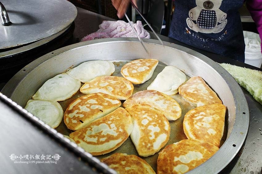 【永和美食】『早安蔥油餅』近永安市場站/四號公園周邊美食/永 【永和美食】『早安蔥油餅』近永安市場站/四號公園周邊美食/永