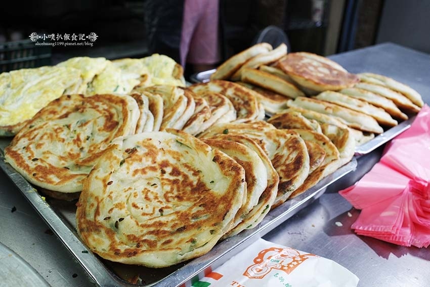 【永和美食】『早安蔥油餅』近永安市場站/四號公園周邊美食/永 【永和美食】『早安蔥油餅』近永安市場站/四號公園周邊美食/永