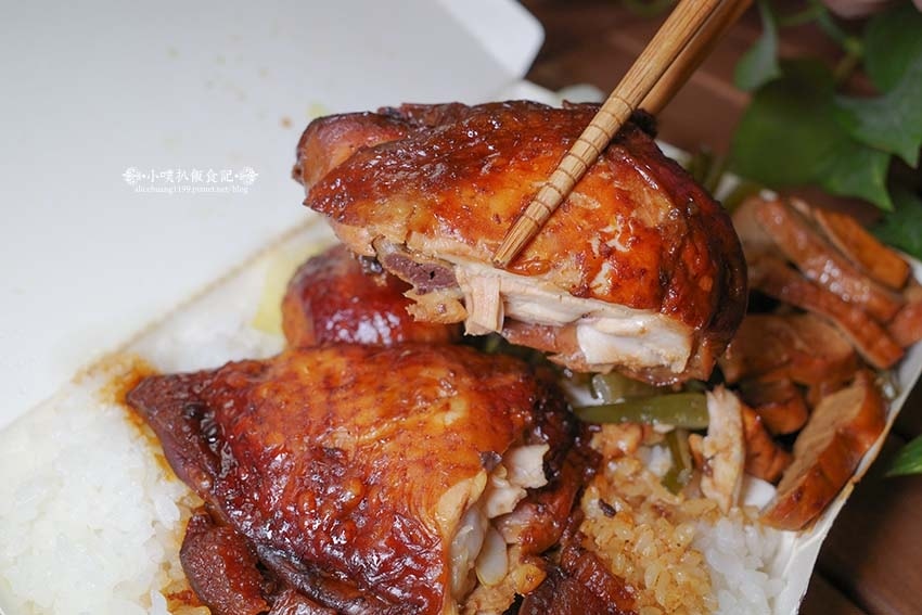 【永和美食】『金仙蝦捲保平店』近樂華夜市/價位平價、CP值高 【永和美食】『金仙蝦捲保平店』近樂華夜市/價位平價、CP值高