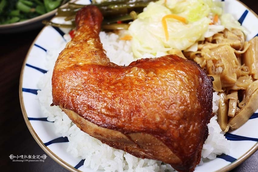 【中和美食】『馥小玉(原飄香經典)』平價便當/大份量、高CP 【中和美食】『馥小玉(原飄香經典)』平價便當/大份量、高CP