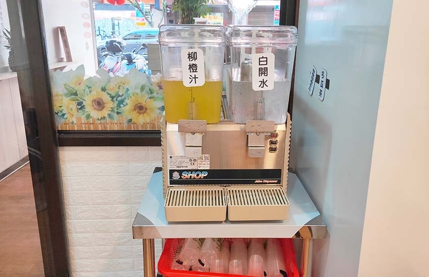 【永和美食】『華王鍋燒麵』近永安市場站/四號公園周邊美食/什 【永和美食】『華王鍋燒麵』近永安市場站/四號公園周邊美食/什