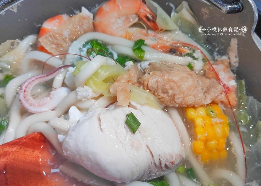 【永和美食】『華王鍋燒麵』近永安市場站/四號公園周邊美食/什 【永和美食】『華王鍋燒麵』近永安市場站/四號公園周邊美食/什