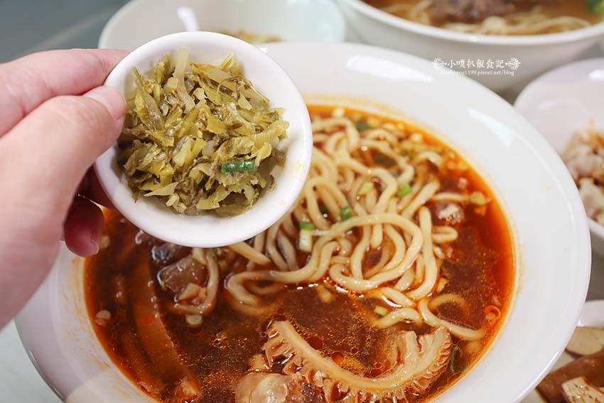 【板橋牛肉麵】『吉米頁 紅燒牛肉麵』近板新站/傳承媽媽40年 【板橋牛肉麵】『吉米頁 紅燒牛肉麵』近板新站/傳承媽媽40年