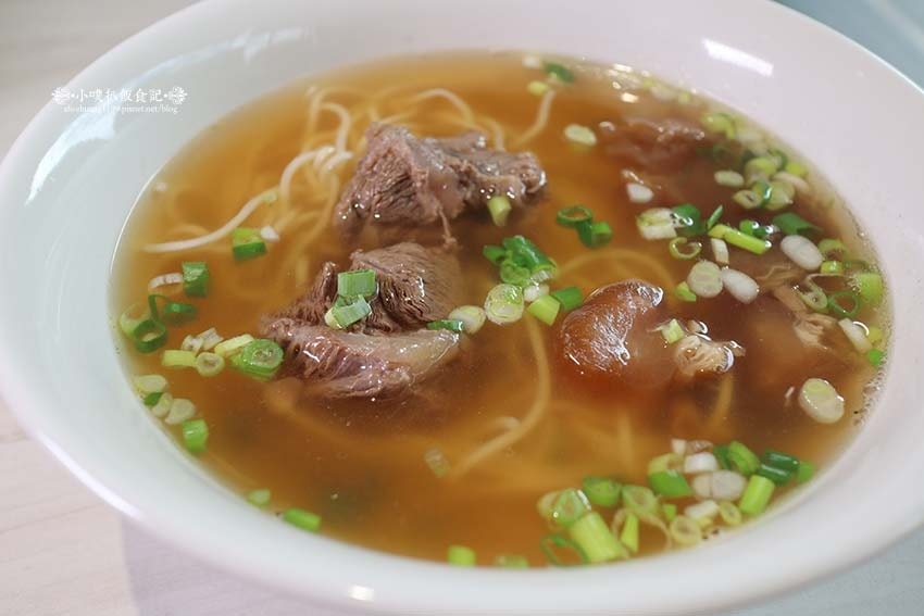 【板橋牛肉麵】『吉米頁 紅燒牛肉麵』近板新站/傳承媽媽40年 【板橋牛肉麵】『吉米頁 紅燒牛肉麵』近板新站/傳承媽媽40年