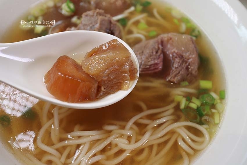 【板橋牛肉麵】『吉米頁 紅燒牛肉麵』近板新站/傳承媽媽40年 【板橋牛肉麵】『吉米頁 紅燒牛肉麵』近板新站/傳承媽媽40年