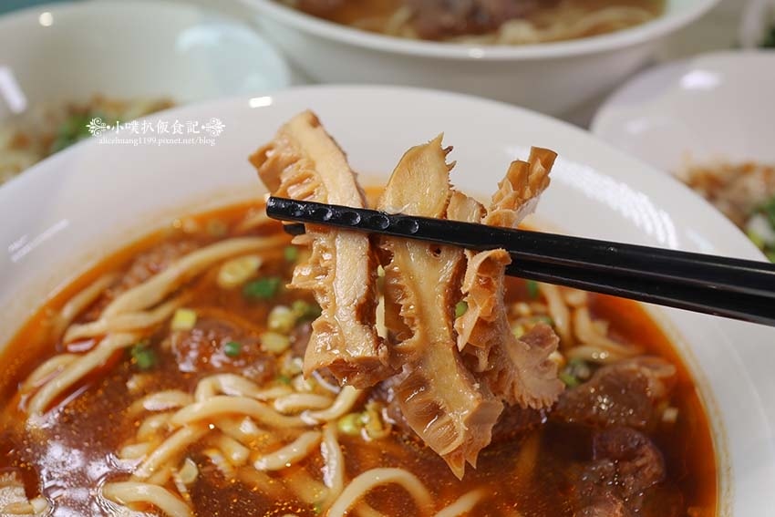 【板橋牛肉麵】『吉米頁 紅燒牛肉麵』近板新站/傳承媽媽40年 【板橋牛肉麵】『吉米頁 紅燒牛肉麵』近板新站/傳承媽媽40年