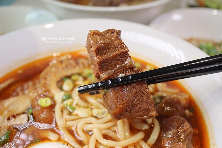 【板橋牛肉麵】『吉米頁 紅燒牛肉麵』近板新站/傳承媽媽40年 【板橋牛肉麵】『吉米頁 紅燒牛肉麵』近板新站/傳承媽媽40年