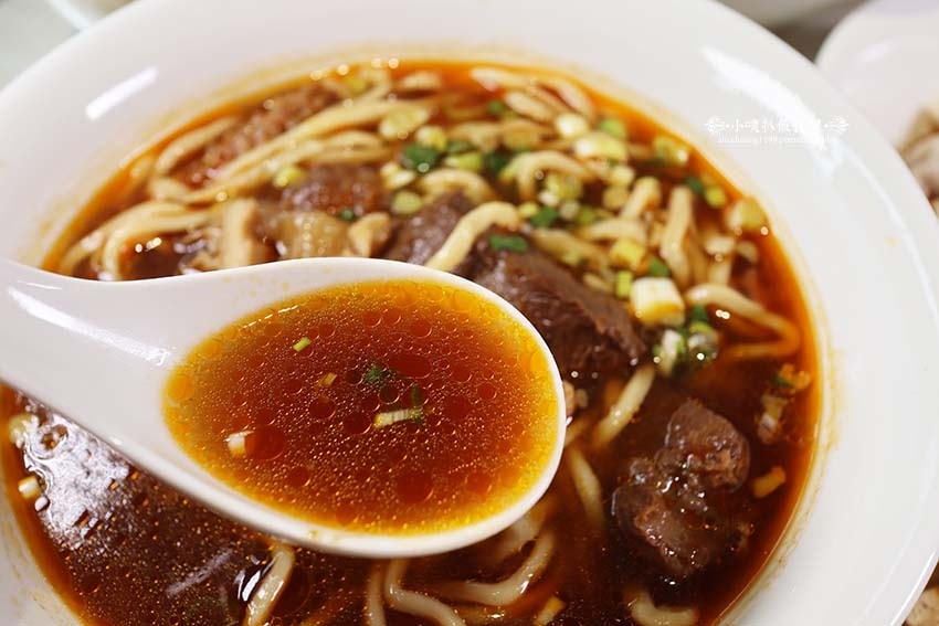 【板橋牛肉麵】『吉米頁 紅燒牛肉麵』近板新站/傳承媽媽40年 【板橋牛肉麵】『吉米頁 紅燒牛肉麵』近板新站/傳承媽媽40年