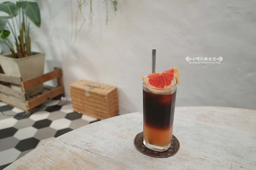 【台北咖啡廳】『綠咖生活概念店』近信義安和站/喧囂都市中一處 【台北咖啡廳】『綠咖生活概念店』近信義安和站/喧囂都市中一處