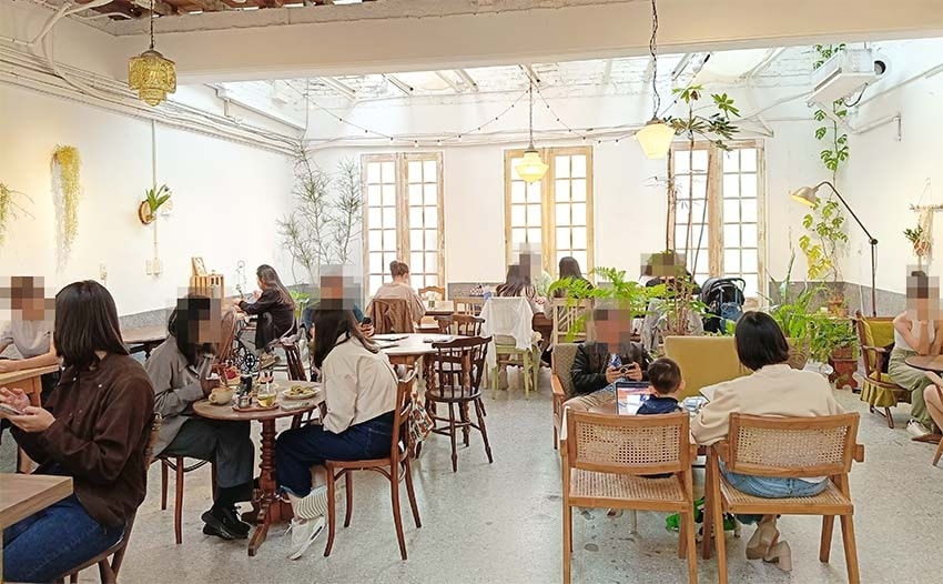 【台北咖啡廳】『綠咖生活概念店』近信義安和站/忙碌都市中一處 【台北咖啡廳】『綠咖生活概念店』近信義安和站/忙碌都市中一處