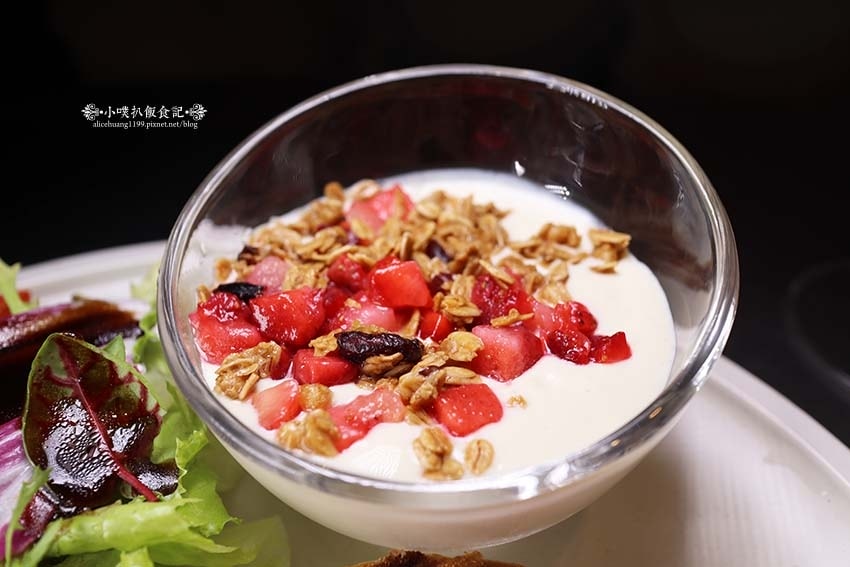 【大巨蛋早午餐推薦】『BEAN U Plant Cafe』近 【大巨蛋早午餐推薦】『BEAN U Plant Cafe』近