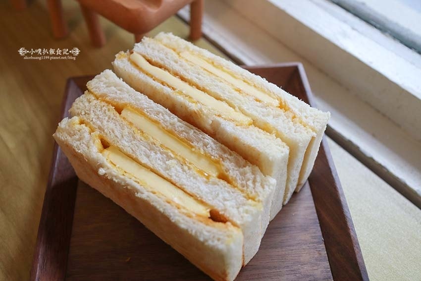 【板橋早餐】『十光七塩 碳烤三明治』近亞東醫院站、亞東科技大 【板橋早餐】『十光七塩 碳烤三明治』近亞東醫院站、亞東科技大