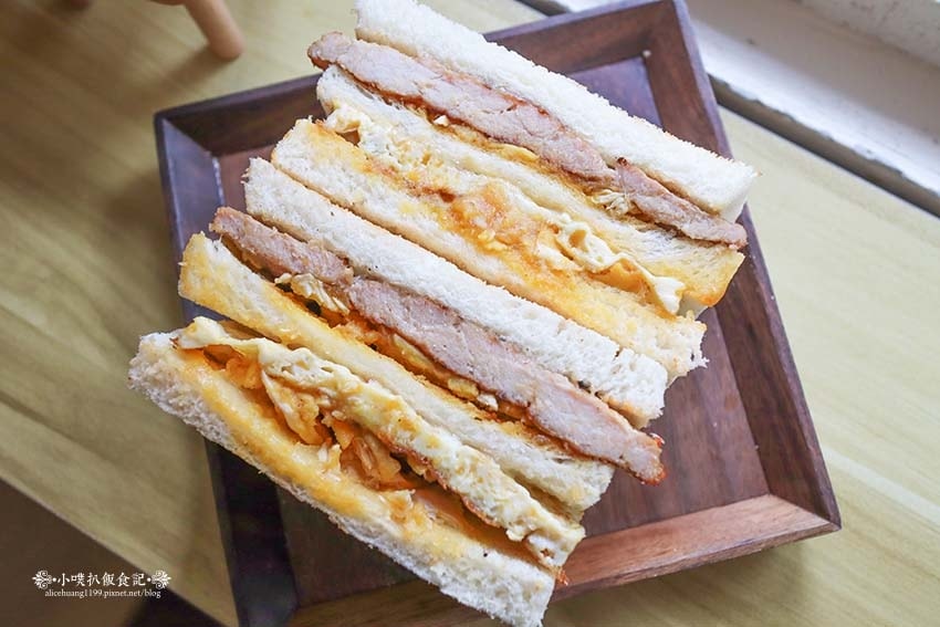 【板橋早餐】『十光七塩 碳烤三明治』近亞東醫院站、亞東科技大 【板橋早餐】『十光七塩 碳烤三明治』近亞東醫院站、亞東科技大