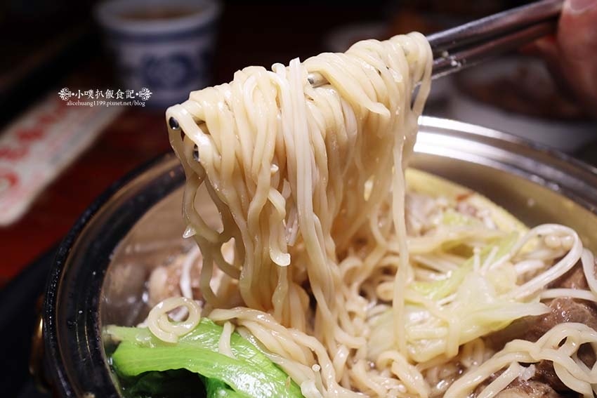 【板橋小火鍋】『占元府新台式潮鍋』近板橋站/新開幕/平價、高 【板橋小火鍋】『占元府新台式潮鍋』近板橋站/新開幕/平價、高