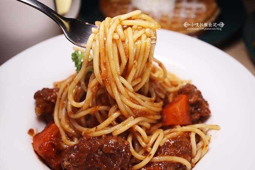 【三重咖啡廳】『Cozy coffee可集咖啡 三重集英門市 【三重咖啡廳】『Cozy coffee可集咖啡 三重集英門市