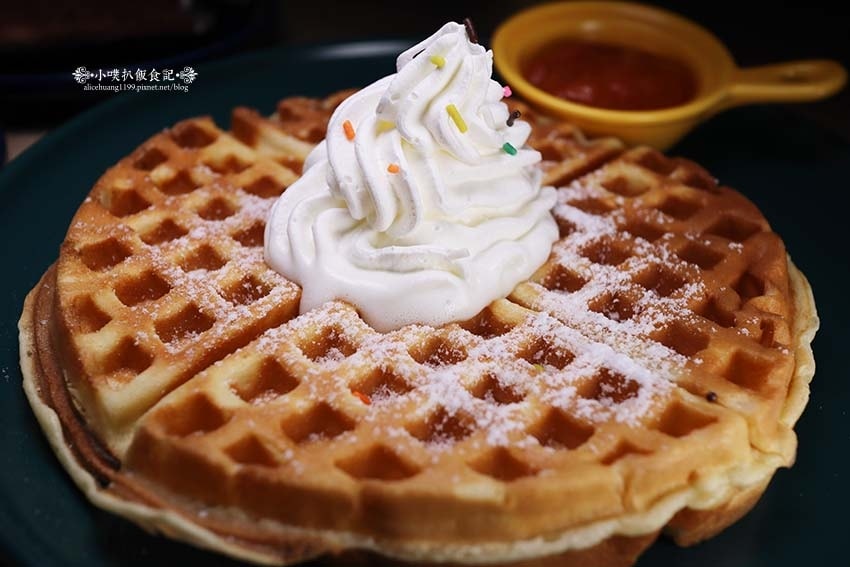 【三重咖啡廳】『Cozy coffee可集咖啡 三重集英門市 【三重咖啡廳】『Cozy coffee可集咖啡 三重集英門市