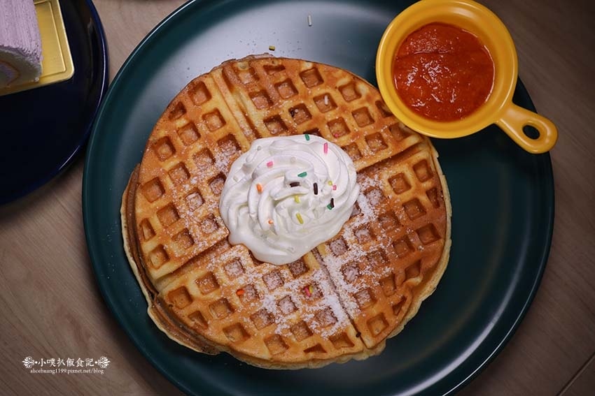 【三重咖啡廳】『Cozy coffee可集咖啡 三重集英門市 【三重咖啡廳】『Cozy coffee可集咖啡 三重集英門市