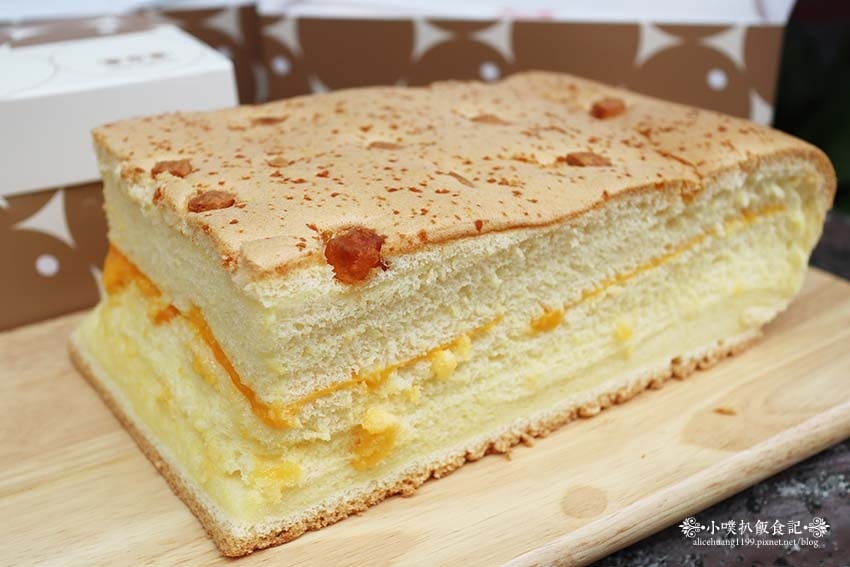 【三峽老街美食】『初蛋糕豆漿蛋糕三峽老街店』堅持手打紅仁蛋、 【三峽老街美食】『初蛋糕豆漿蛋糕三峽老街店』堅持手打紅仁蛋、