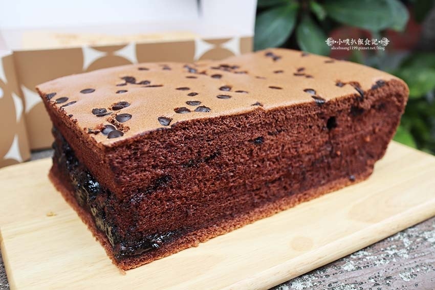 【三峽老街美食】『初蛋糕豆漿蛋糕三峽老街店』堅持手打紅仁蛋、 【三峽老街美食】『初蛋糕豆漿蛋糕三峽老街店』堅持手打紅仁蛋、