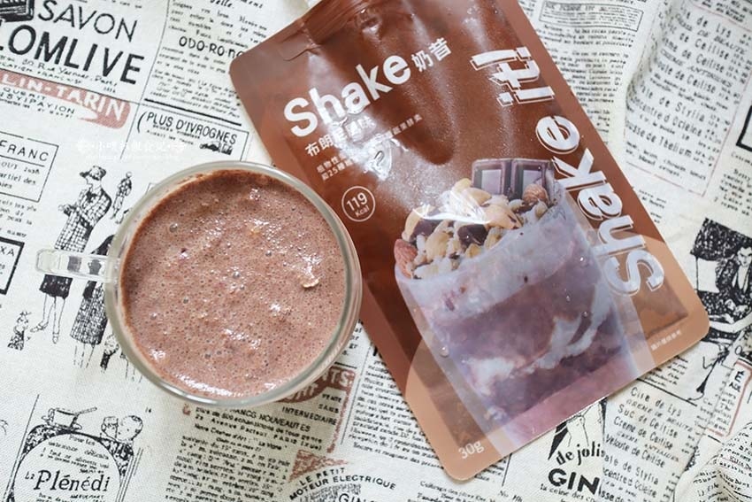 【代餐奶昔推薦】『嚴萃Shake代餐奶昔』平均不到109大卡 【代餐奶昔推薦】『嚴萃Shake代餐奶昔』平均不到109大卡