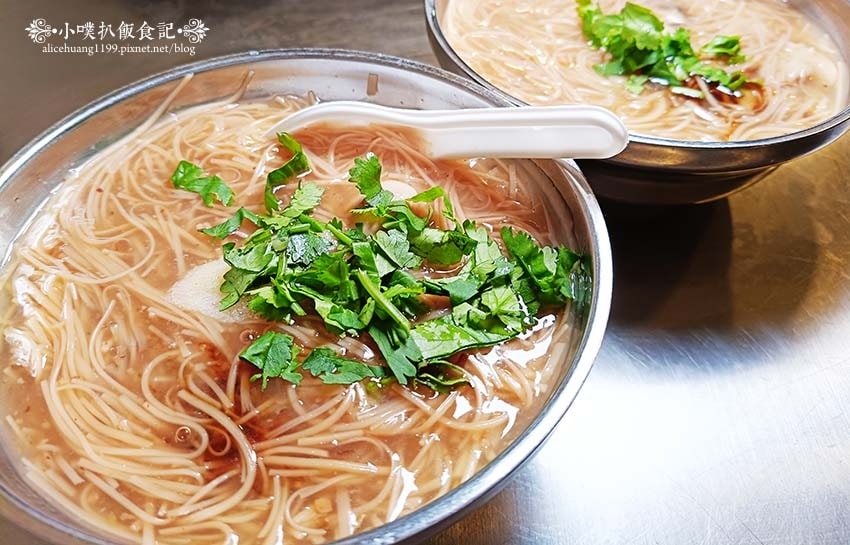 【台北公館美食】『兄弟蚵仔麵線』近公館站/公館商圈美食必吃/ 【台北公館美食】『兄弟蚵仔麵線』近公館站/公館商圈美食必吃/