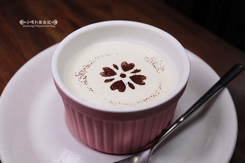 【台北美食】『亨利客原味炭烤牛排』近六張犁站/高CP值/以平 【台北美食】『亨利客原味炭烤牛排』近六張犁站/高CP值/以平