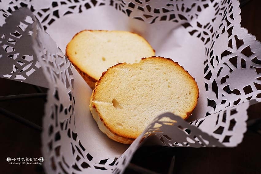 【台北美食】『亨利客原味炭烤牛排』近六張犁站/高CP值/以平 【台北美食】『亨利客原味炭烤牛排』近六張犁站/高CP值/以平