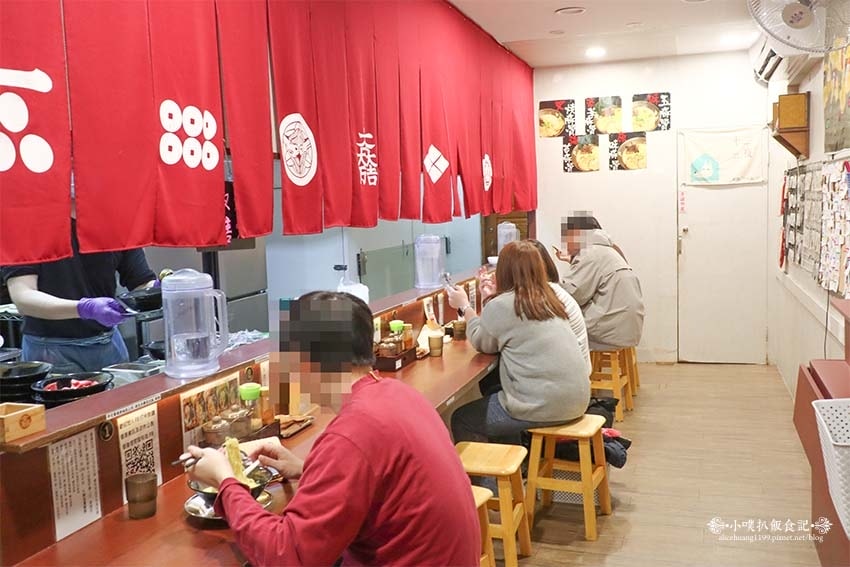 【永和拉麵推薦】『小林拉麵』樂華夜市必吃/隱身在樂華夜市裡的 【永和拉麵推薦】『小林拉麵』樂華夜市必吃/隱身在樂華夜市裡的