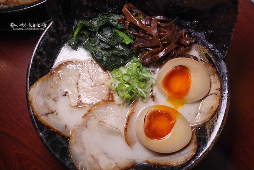 【永和拉麵推薦】『小林拉麵』樂華夜市必吃/隱身在樂華夜市裡的 【永和拉麵推薦】『小林拉麵』樂華夜市必吃/隱身在樂華夜市裡的