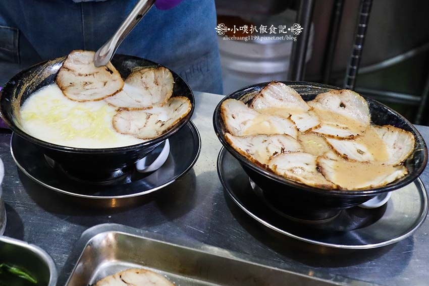 【永和拉麵推薦】『小林拉麵』樂華夜市必吃/隱身在樂華夜市裡的 【永和拉麵推薦】『小林拉麵』樂華夜市必吃/隱身在樂華夜市裡的