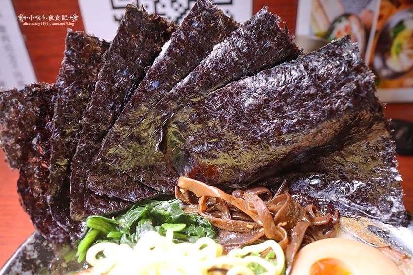 【永和拉麵推薦】『小林拉麵』樂華夜市必吃/隱身在樂華夜市裡的 【永和拉麵推薦】『小林拉麵』樂華夜市必吃/隱身在樂華夜市裡的