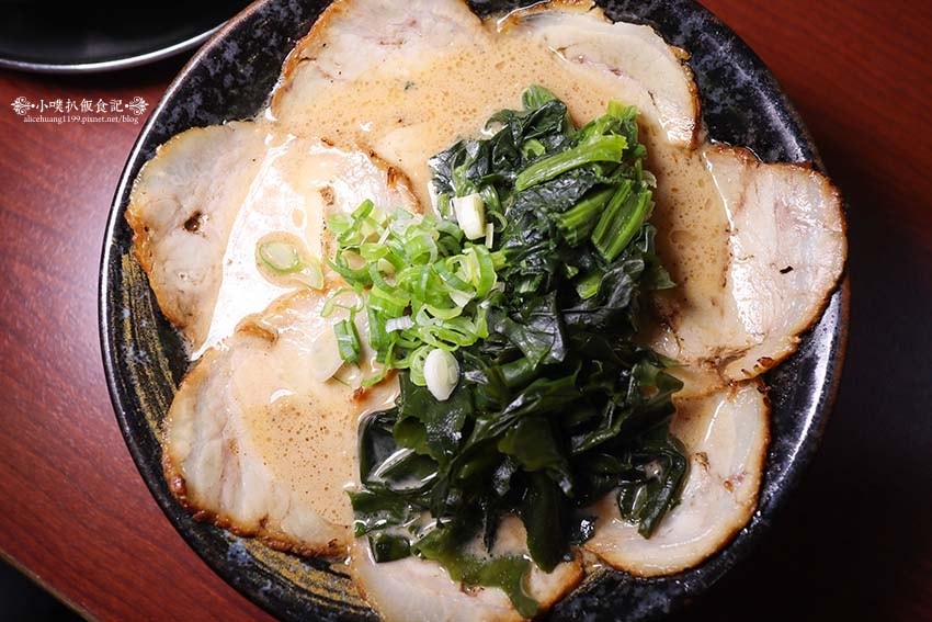 【永和拉麵推薦】『小林拉麵』樂華夜市必吃/隱身在樂華夜市裡的 【永和拉麵推薦】『小林拉麵』樂華夜市必吃/隱身在樂華夜市裡的