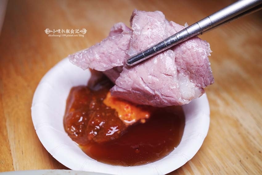 【台南美食】『西羅殿牛肉湯』近台南轉運站/台南人的早餐/米其 【台南美食】『西羅殿牛肉湯』近台南轉運站/台南人的早餐/米其