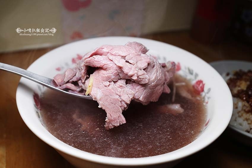 【台南美食】『西羅殿牛肉湯』近台南轉運站/台南人的早餐/米其 【台南美食】『西羅殿牛肉湯』近台南轉運站/台南人的早餐/米其