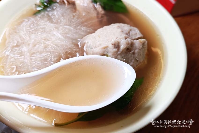 【永和美食】『權仔鴨肉冬粉』永和在地古早味小吃/老饕吃法鴨肉 【永和美食】『權仔鴨肉冬粉』永和在地古早味小吃/老饕吃法鴨肉