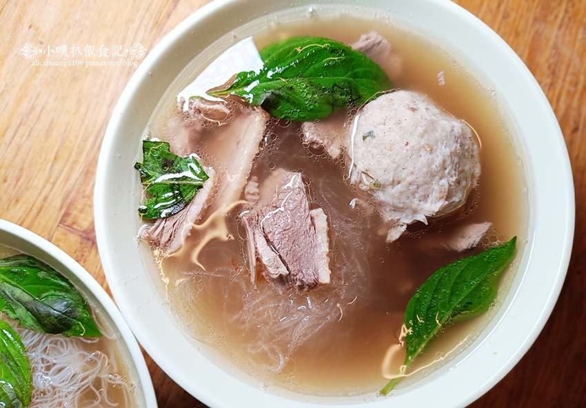 【永和美食】『權仔鴨肉冬粉』永和在地古早味小吃/老饕吃法鴨肉 【永和美食】『權仔鴨肉冬粉』永和在地古早味小吃/老饕吃法鴨肉