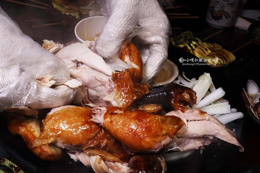 【士林夜市美食】『雞老闆桶仔雞士林夜市店』近劍潭站/壽星及消 【士林夜市美食】『雞老闆桶仔雞士林夜市店』近劍潭站/壽星及消