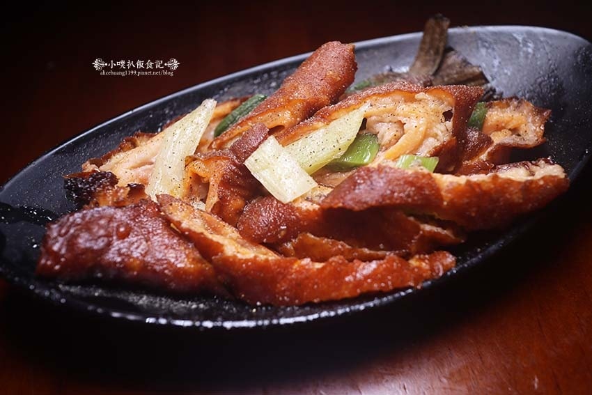 【士林夜市美食】『雞老闆桶仔雞士林夜市店』近劍潭站/壽星及消 【士林夜市美食】『雞老闆桶仔雞士林夜市店』近劍潭站/壽星及消