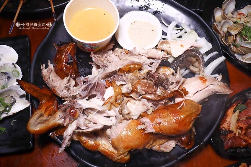 【士林夜市美食】『雞老闆桶仔雞士林夜市店』近劍潭站/壽星及消 【士林夜市美食】『雞老闆桶仔雞士林夜市店』近劍潭站/壽星及消