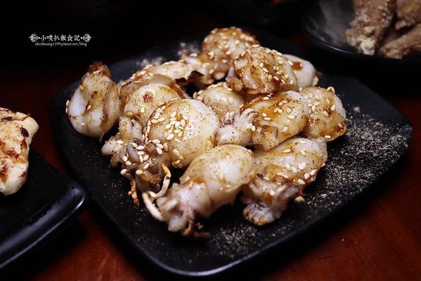 【士林夜市美食】『雞老闆桶仔雞士林夜市店』近劍潭站/壽星及消 【士林夜市美食】『雞老闆桶仔雞士林夜市店』近劍潭站/壽星及消