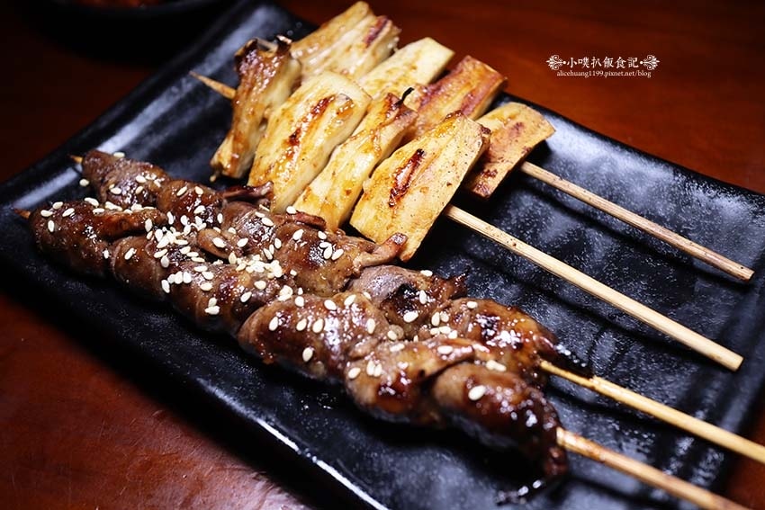 【士林夜市美食】『雞老闆桶仔雞士林夜市店』近劍潭站/壽星及消 【士林夜市美食】『雞老闆桶仔雞士林夜市店』近劍潭站/壽星及消